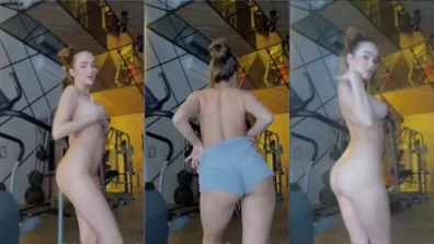 Selti tetuda sexy branquinha toda nua se bolinando