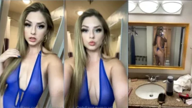 Onlyfans Riley Reign se exibindo na frente do espelho