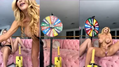 Nicolette Shea e sua amiga peladas em live