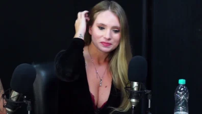 Gostosas safadas dando entrevista no pagodcast