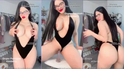 Kimberly Delgado video safada de maiô preto socado no pornozinho
