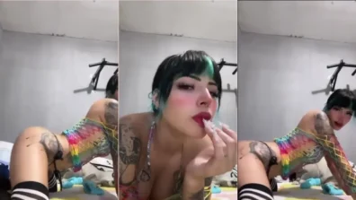 Yasmimcatoficial exibindo a bunda