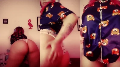 Chunyss de quatro exibindo a bunda
