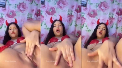 Vazou video da Deusa Ariana se masturbando