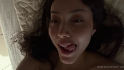 Xxx peituda no porno onlyfans se tocando