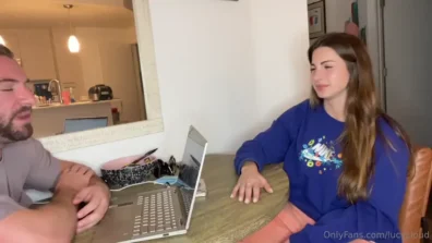 Lucy Louu deixando o negão arrombar a buceta gostosa